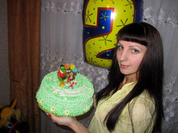 Оленька Новожилова