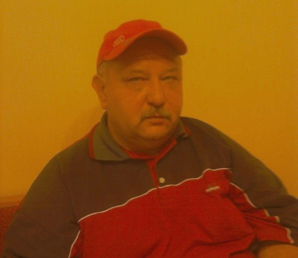 Александр Олениченко