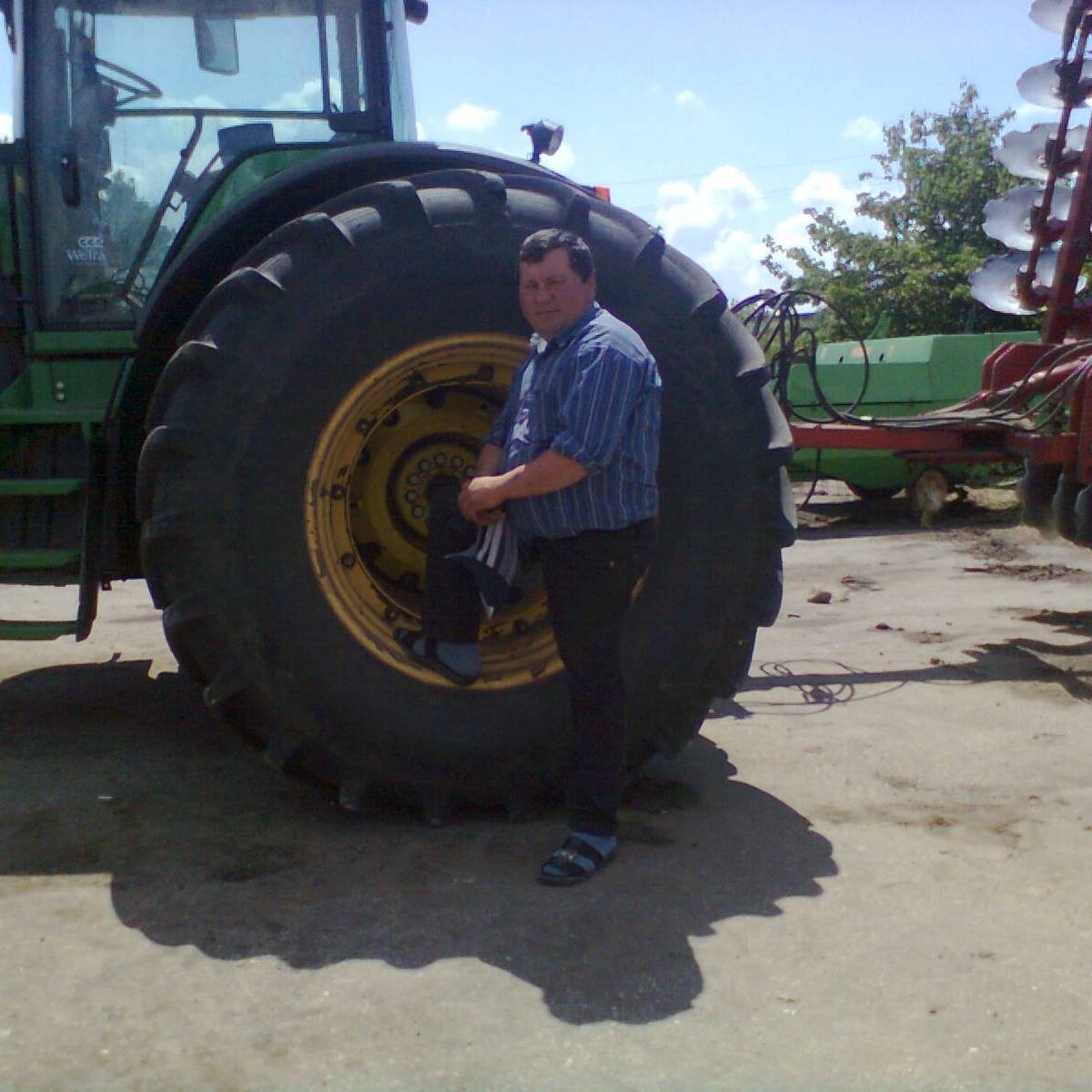 Юрий Моносиенко