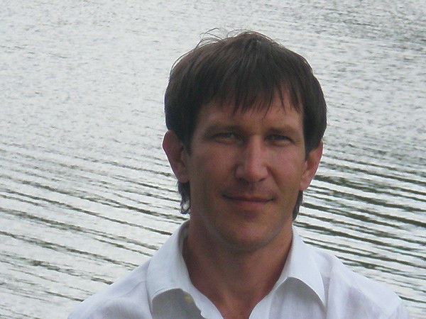 Дмитрий _________