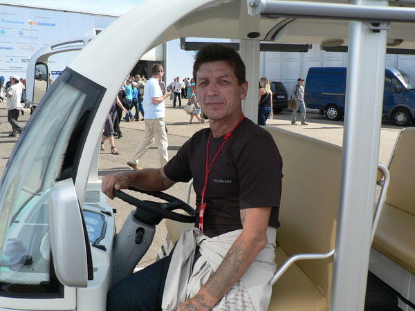 Михаил Лазарев