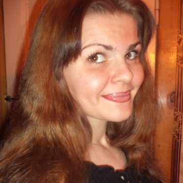 Оля Ефремова