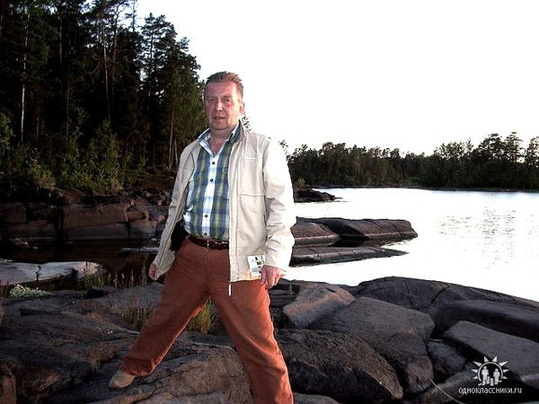 Александр Костров