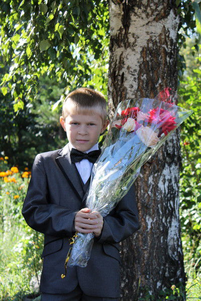 Антон Выходцев