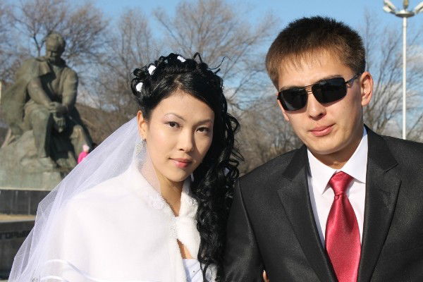 Азамат И Гаухар Жакановы