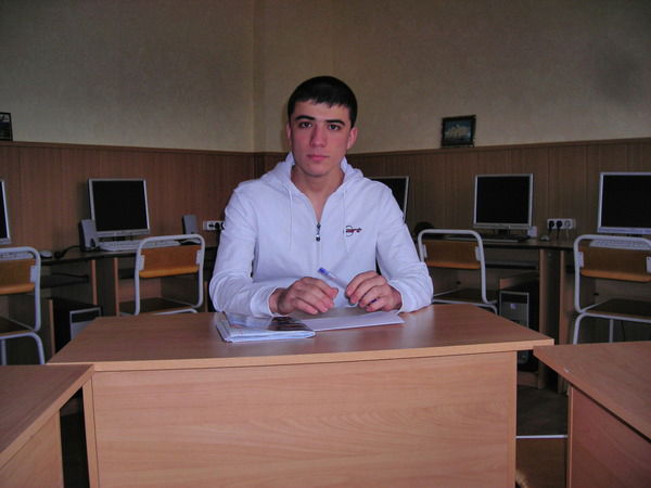 Сарафроз Решаев