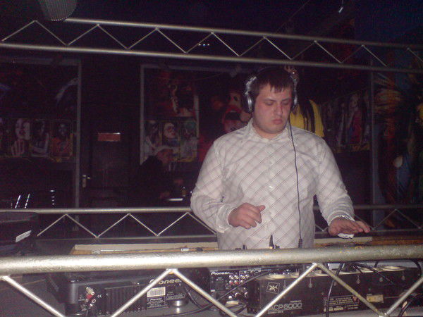 Азер Алекперов