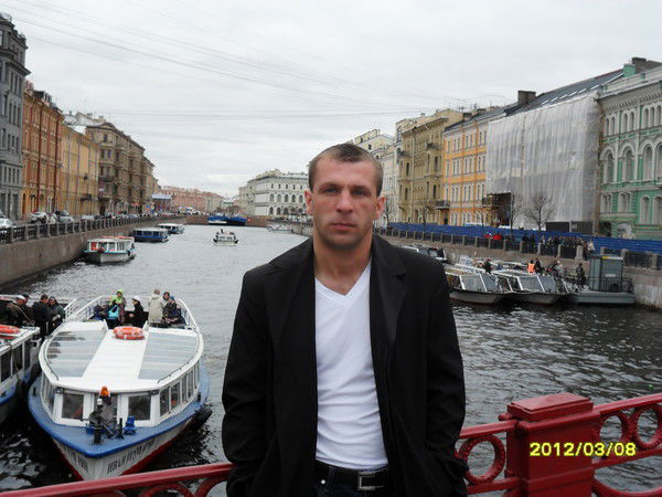 Дмитрий Святов