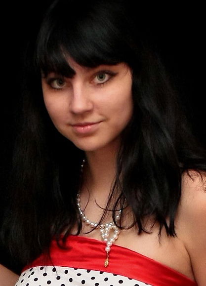 Анна Котова