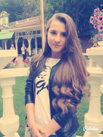 Женя Шешукова