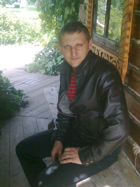 Руслан Комаров