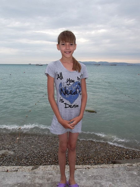 *nice And Funny Girl^_ ^