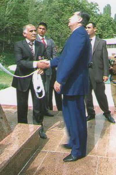 Рузибой Махмудов