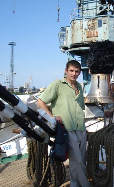 Александр Неважно