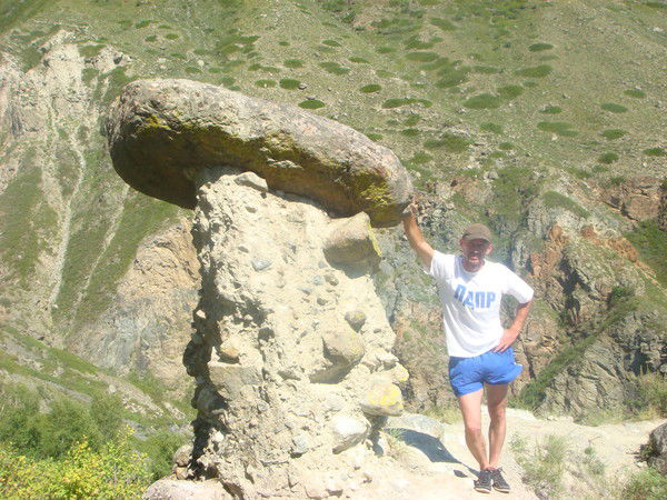 Евгений Безденежных