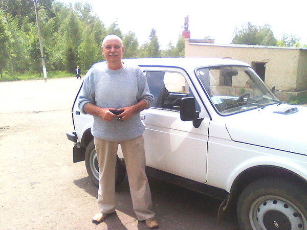 Александр Шерстнев