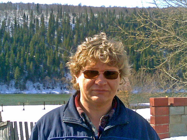 Олег Мамонов