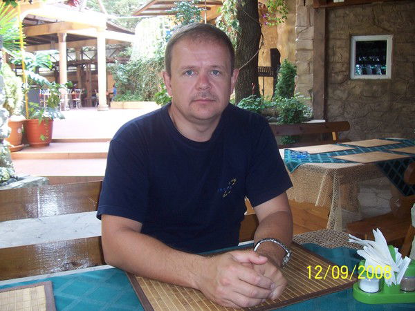 Олег Мартынов