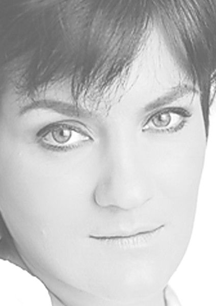 Елена Серова