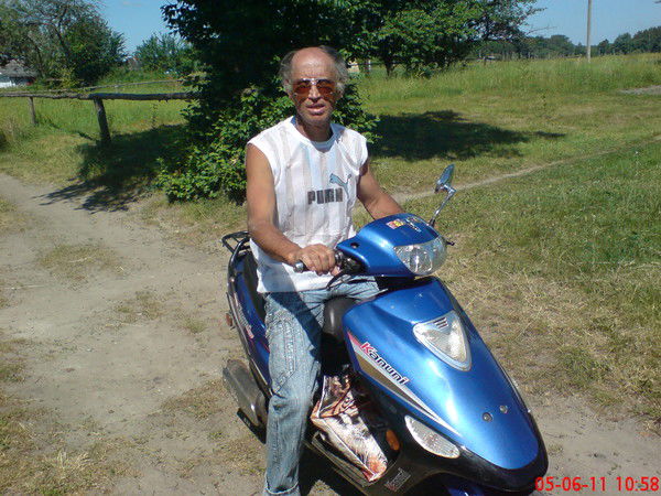 Александр Захаренко