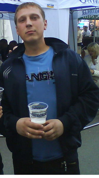 Олег Колесников