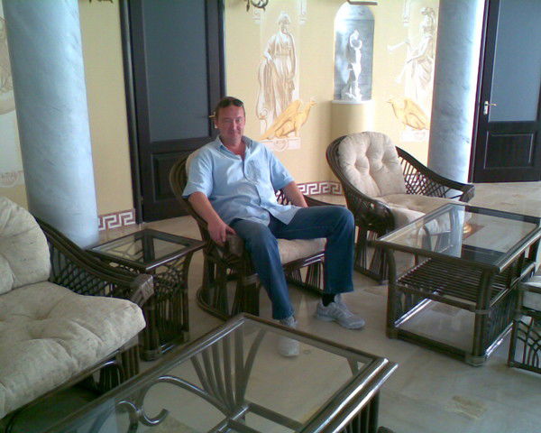 Олег Николаев