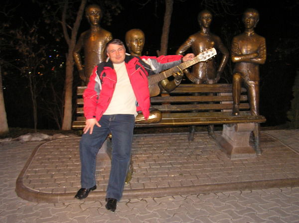 Евгений Лобарёв