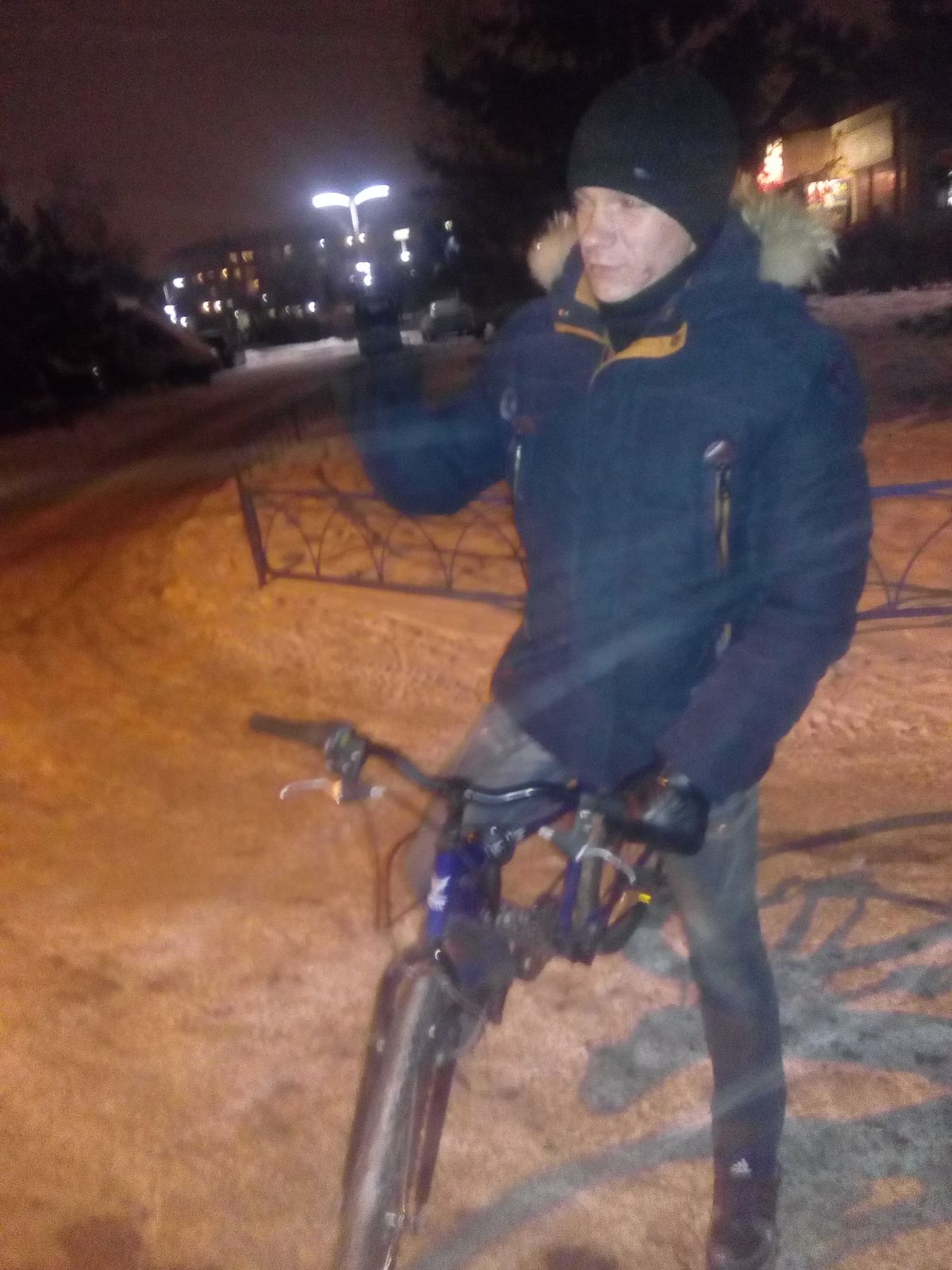 Максим Ангелов