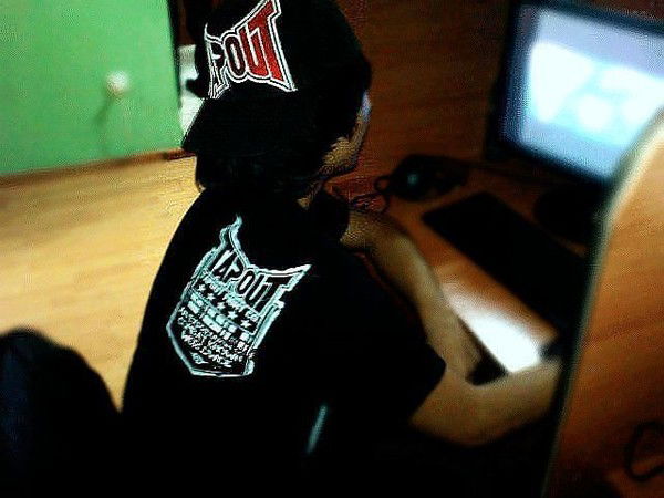 Особо Опасен Без - Умно Прекрасен