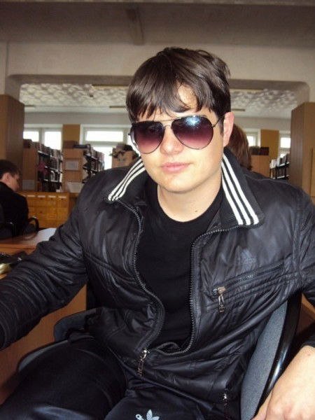 Роман Лёвин