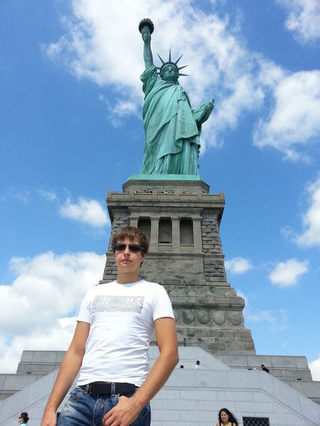 Артём Иванов