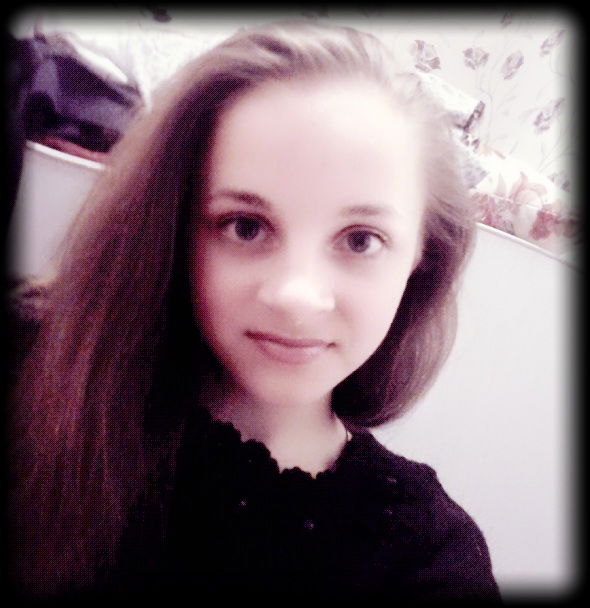 *{Саша}* *{Чубатая}*