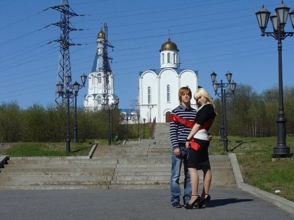 Анна Попова