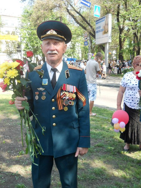 Александр Владимиров