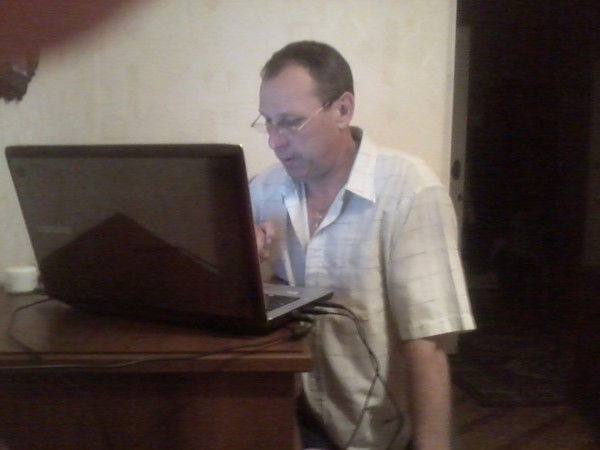 Юрий Глуховский