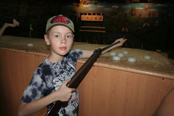 Антон Левченко