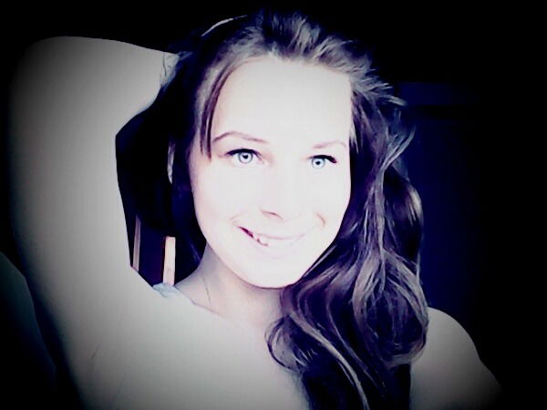 Счастливая =))**