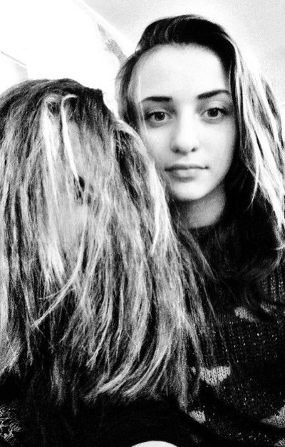 Лена Конопельская