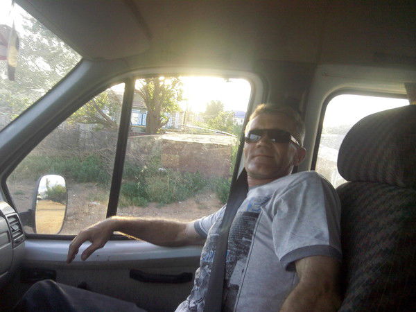 Александр Суриков