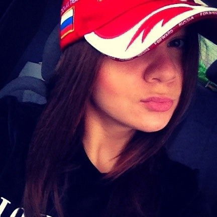 Яна Сафонова