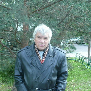 Александр Пахомов