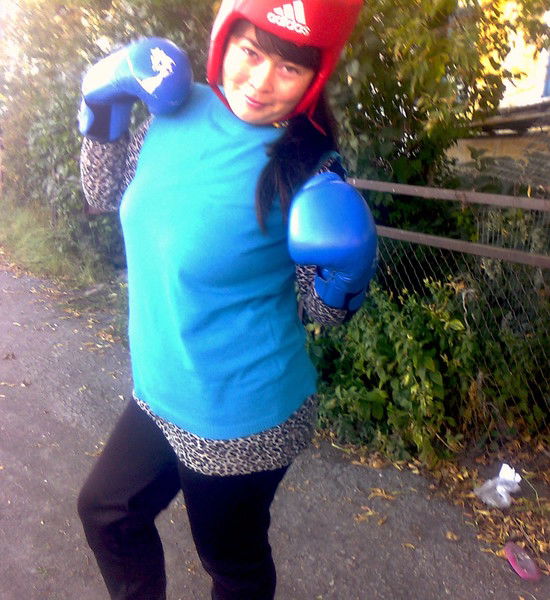 Алека Такенова