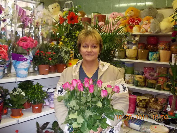 Елена Яхнева-Апанасова