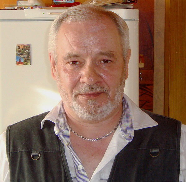 Геннадий Иванов