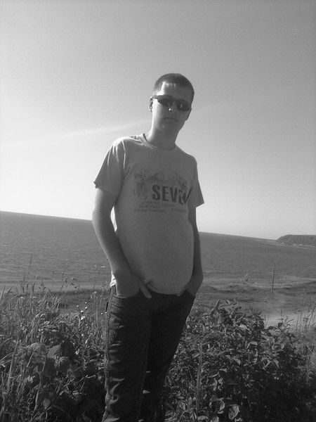 Денис Гамозин