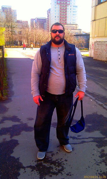 Юрий Холодов