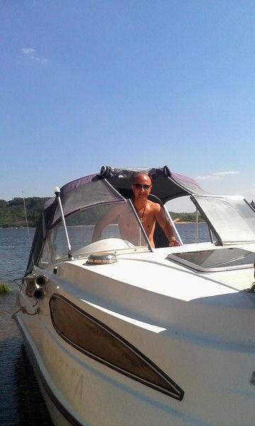 Олег Банников