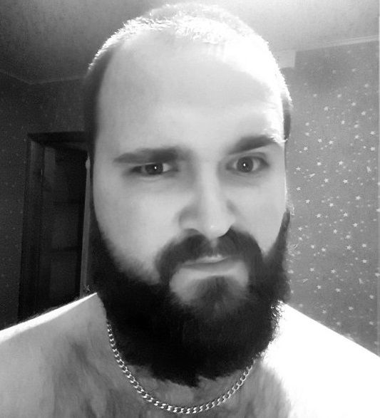 Александр Леонов