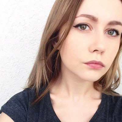 Оля Лысякова