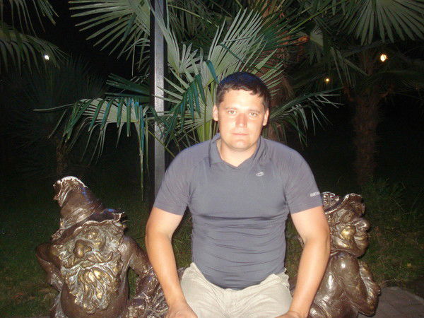 Антон Злоказов